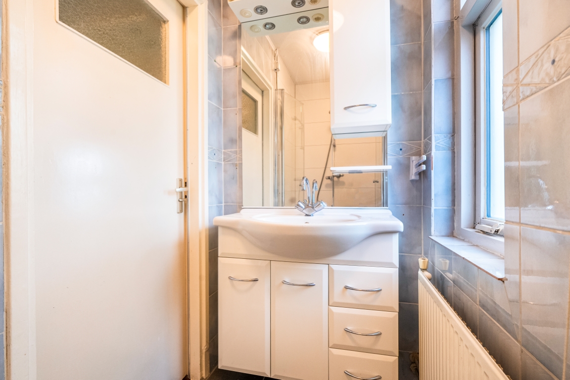 Hoekwoning te koop: Vondelstraat 76, Hoogezand