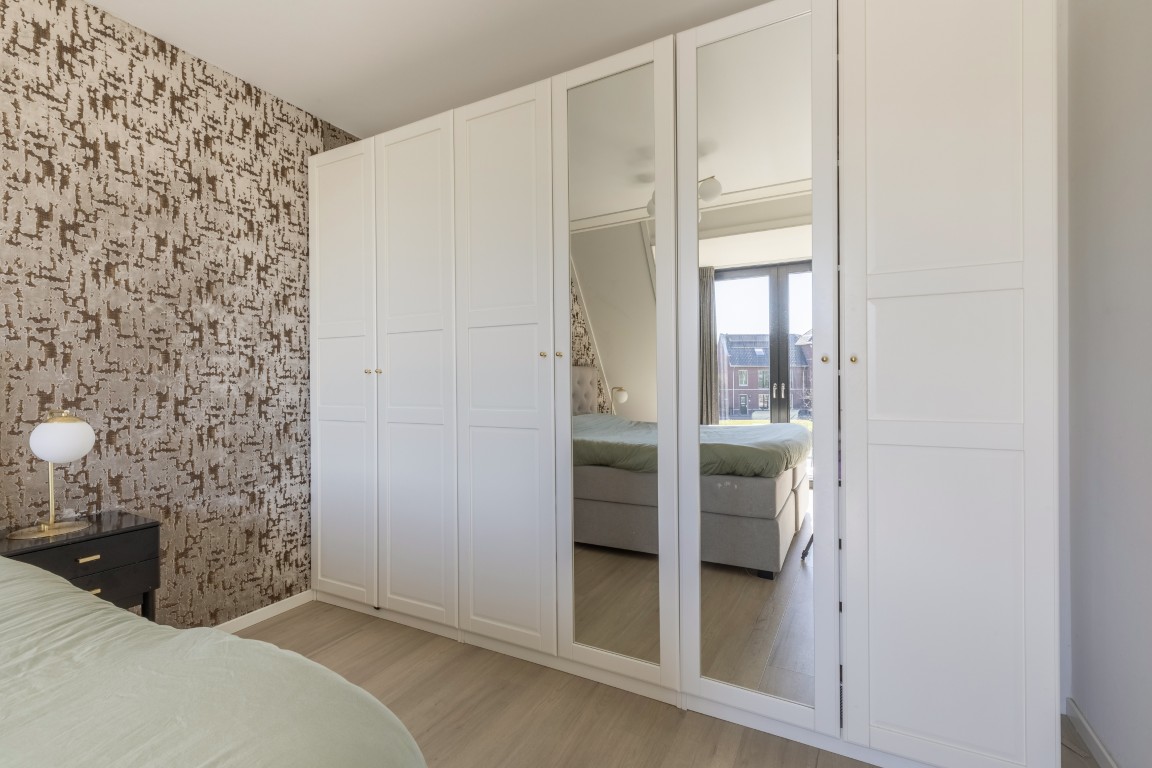 Tussenwoning te koop: Vechtstroomlaan 8, Weesp