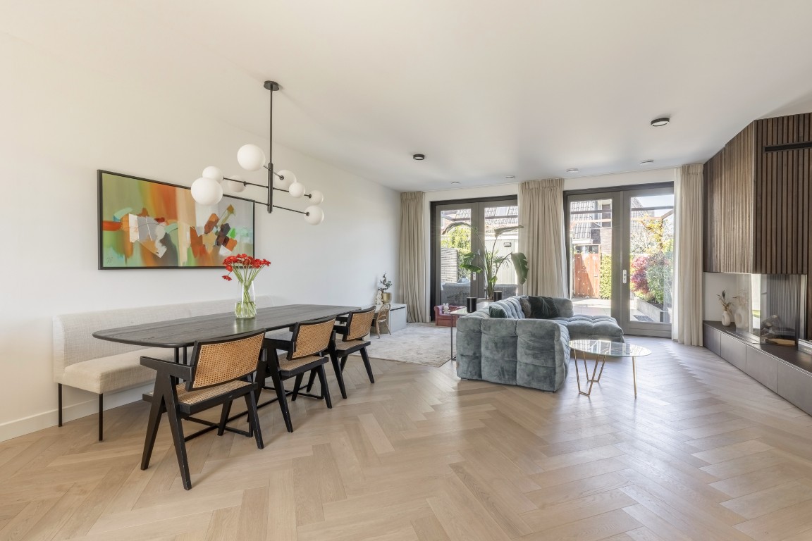 Tussenwoning te koop: Vechtstroomlaan 8, Weesp