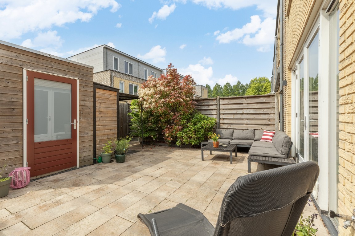 Hoekwoning te koop: Kostverlorenstraat 957, Weesp