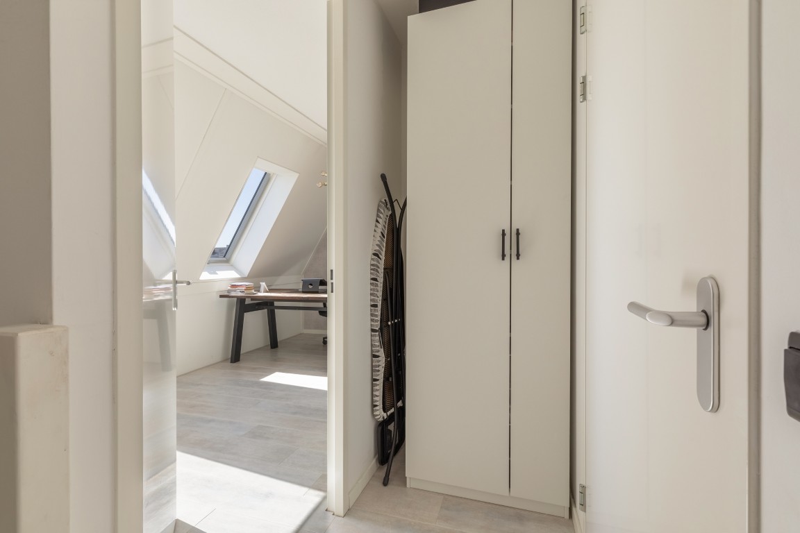 Tussenwoning te koop: Vechtstroomlaan 8, Weesp