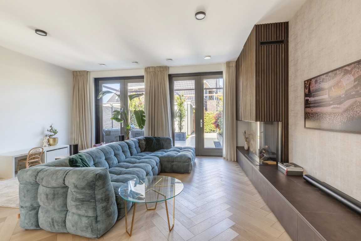 Tussenwoning te koop: Vechtstroomlaan 8, Weesp