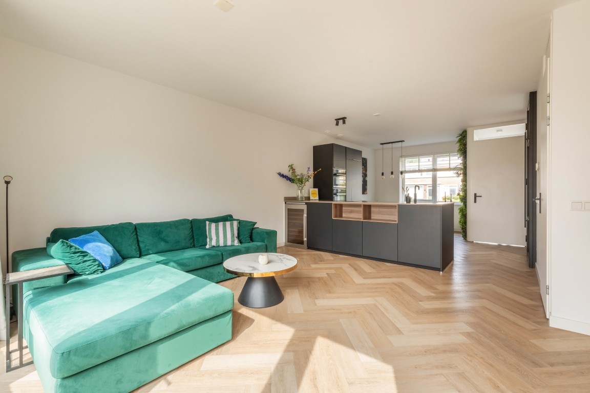 Hoekwoning te koop: Kostverlorenstraat 957, Weesp