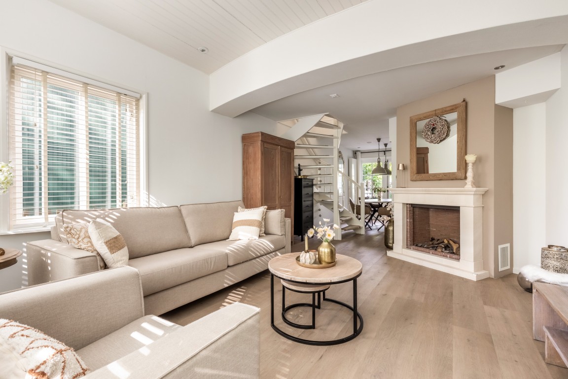 Vrijstaande woning te koop: Molenpad 17, Weesp