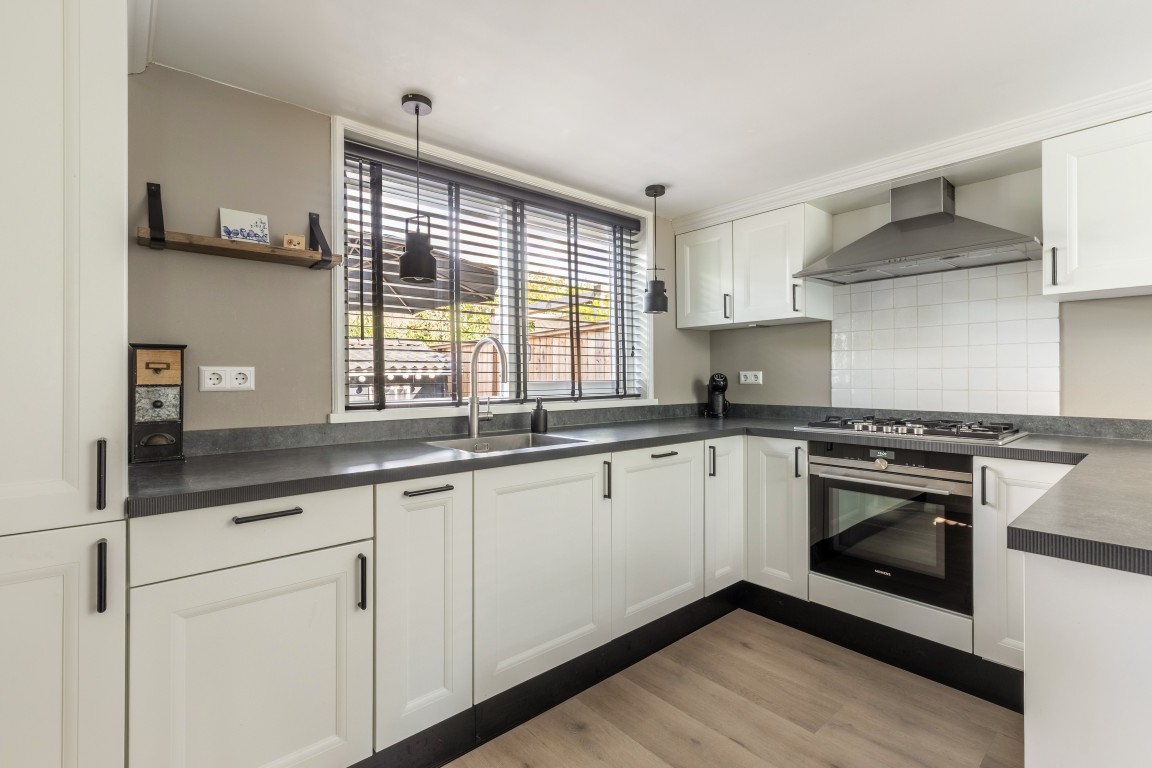 Vrijstaande woning te koop: Molenpad 17, Weesp