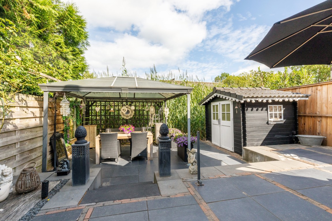 Vrijstaande woning te koop: Molenpad 17, Weesp